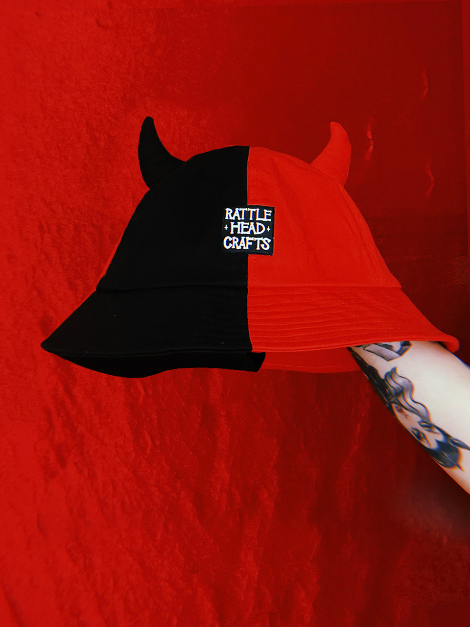 Red Split Summer Sinner Hat