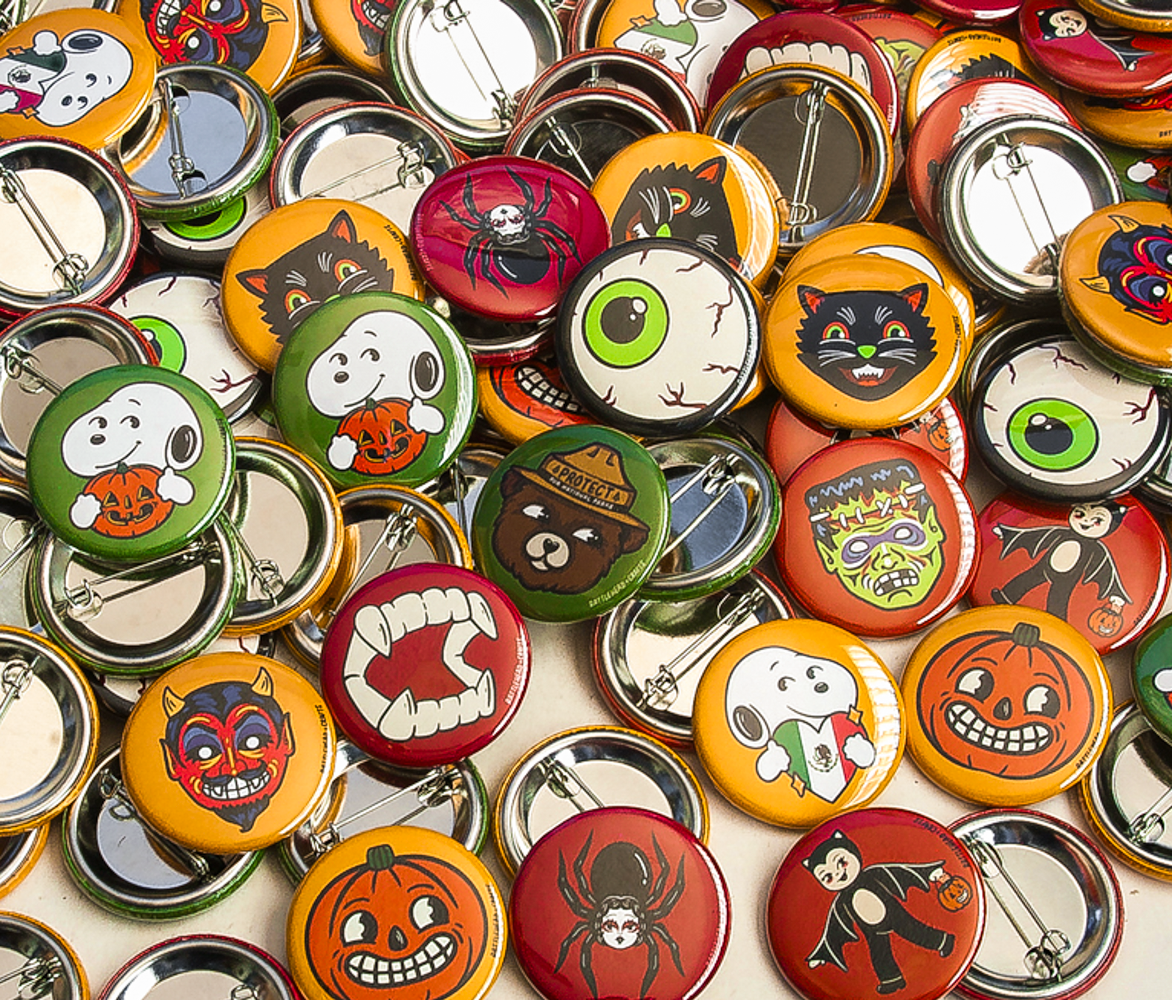Pumpkin Snoop Button